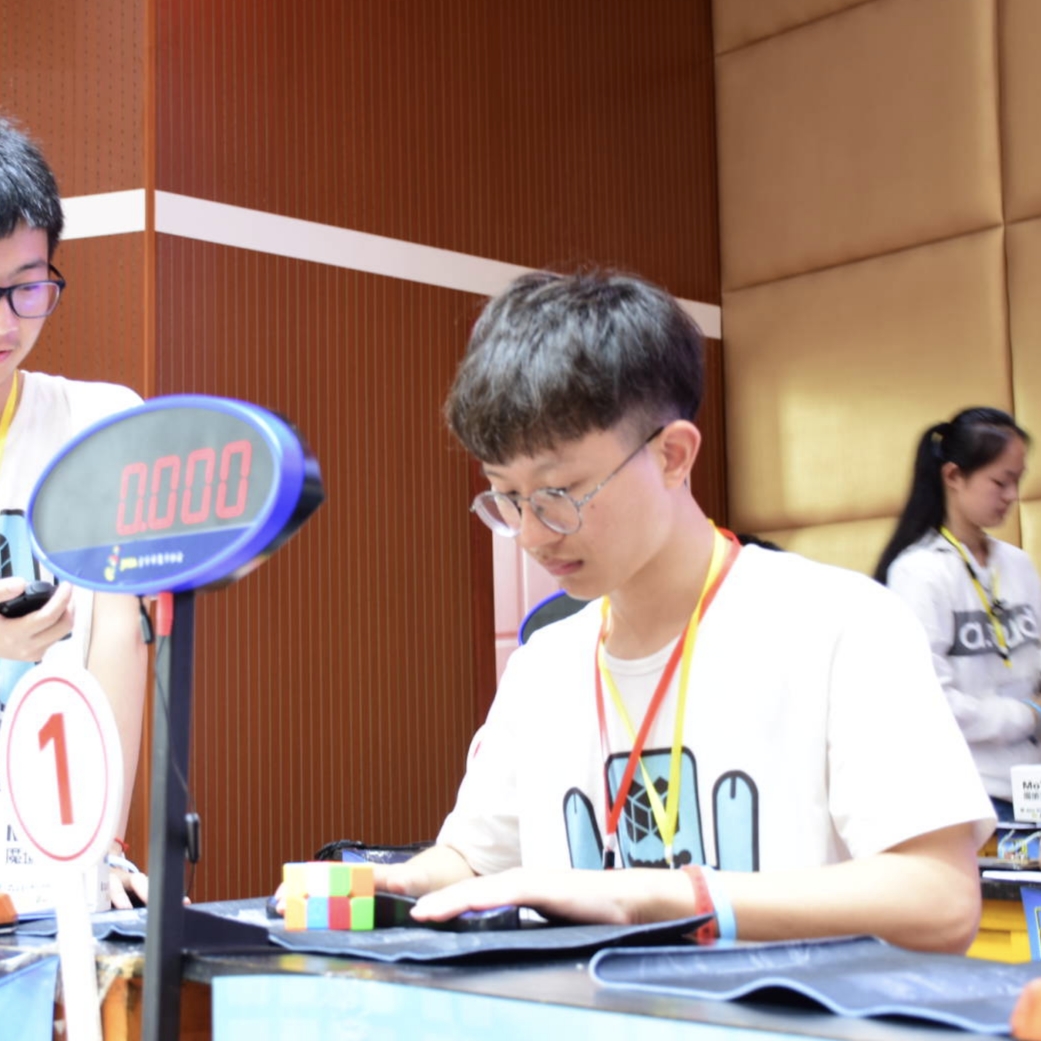 Bowen Zhan (占博文)