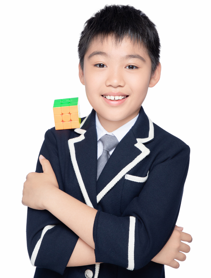 Yechen Yan (颜叶辰)