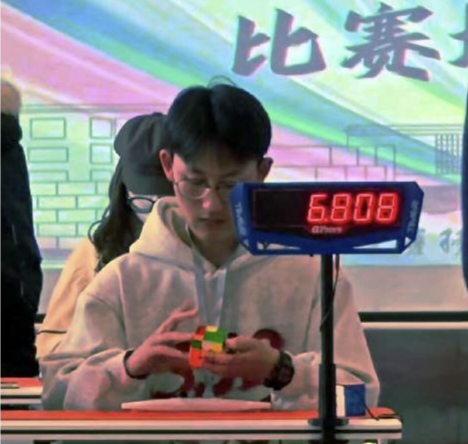 Yunkuan Hu (胡运宽)