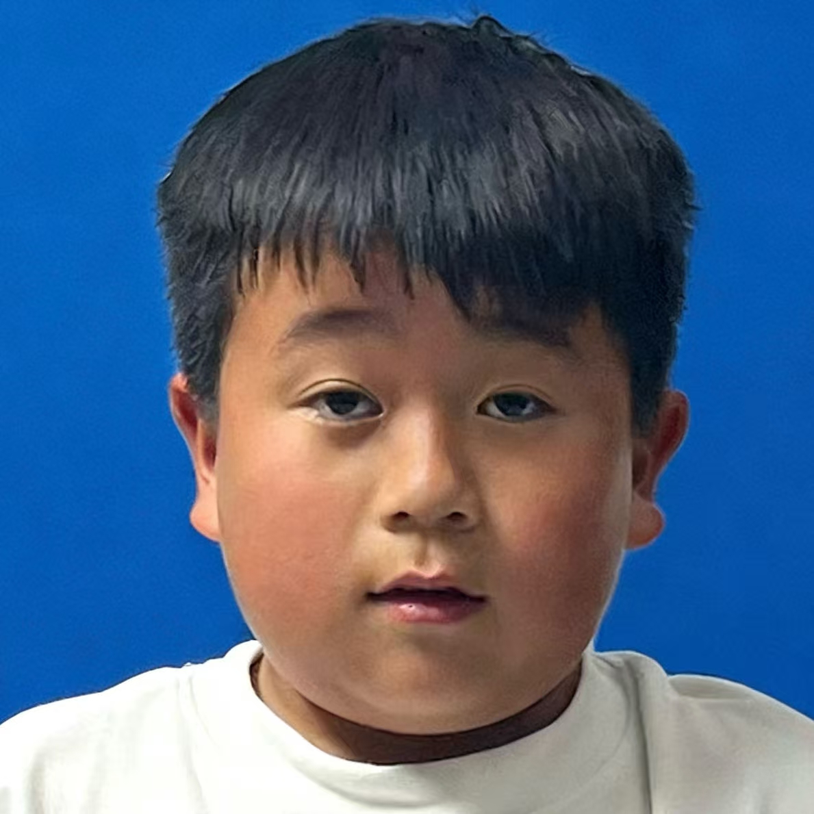 Haoran Xue (薛皓冉)