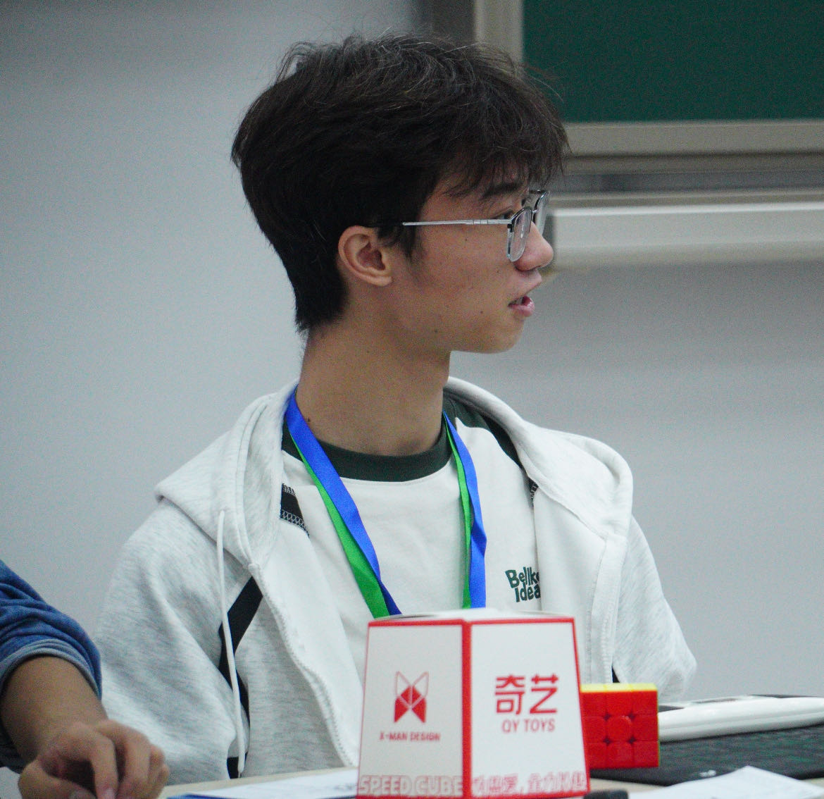 Jinxuan Ni (倪锦旋)