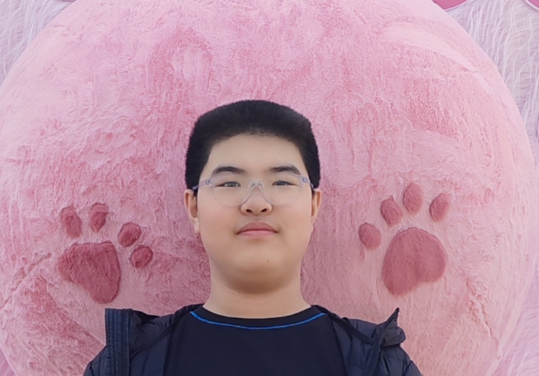 Yiyang Shi (师艺洋)