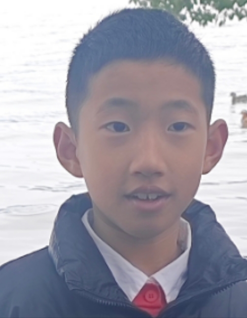 Hujun Dong (董胡俊)