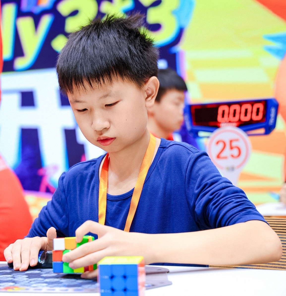 Junze Huang (黄俊泽)