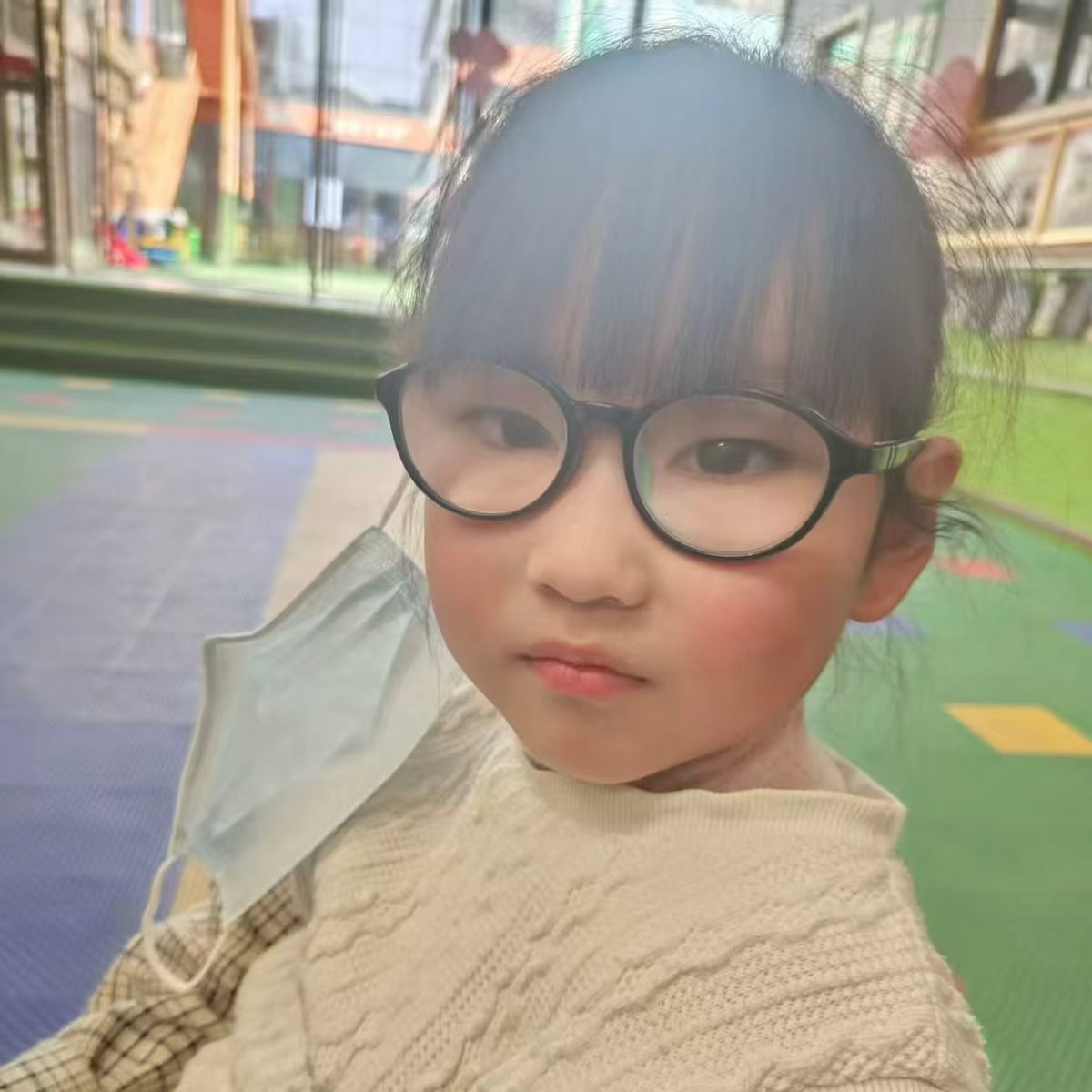 Yueqing Zhao (赵月清)