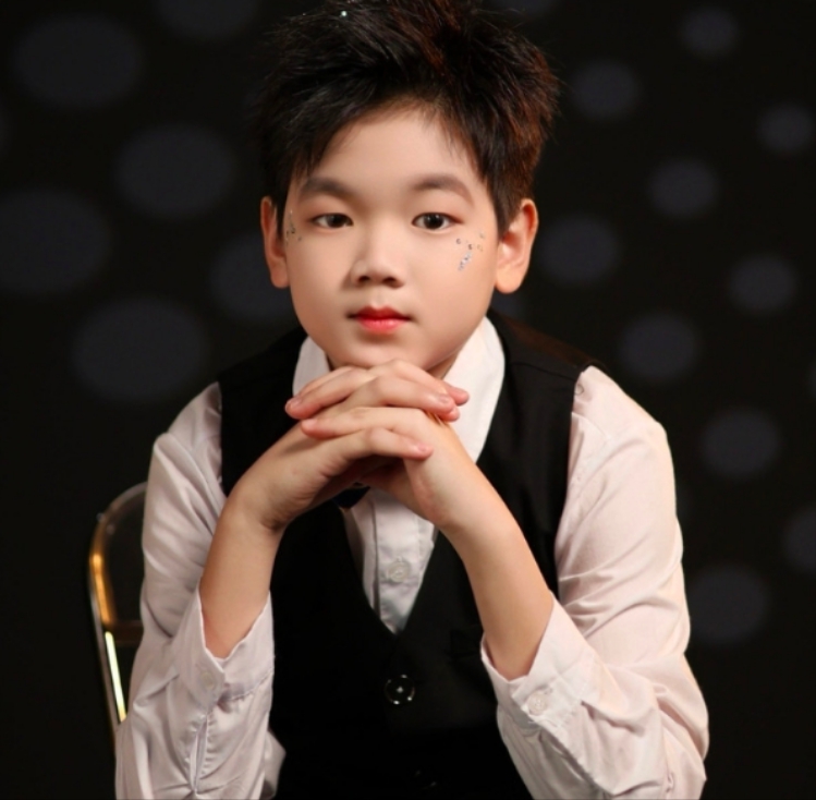 Guanming Chen (陈冠铭)