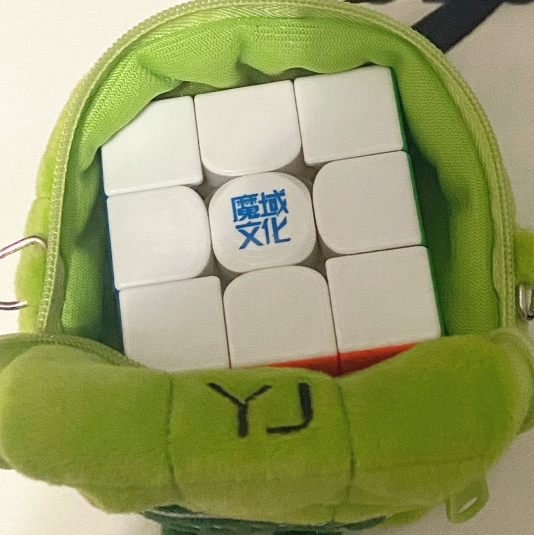 Zexi Zhou (周泽希) 的头像