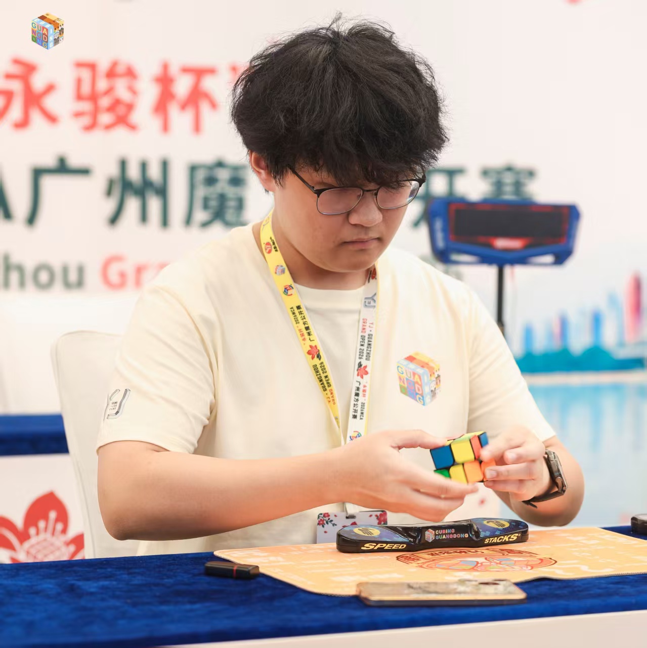 Xuanrui He (何炫睿) 的头像