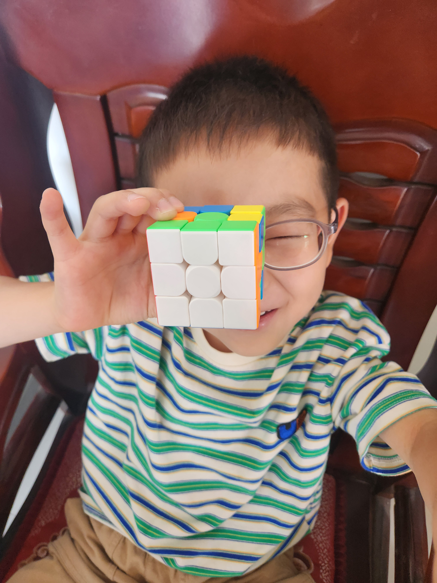 Minglang Xiao (肖铭朗)