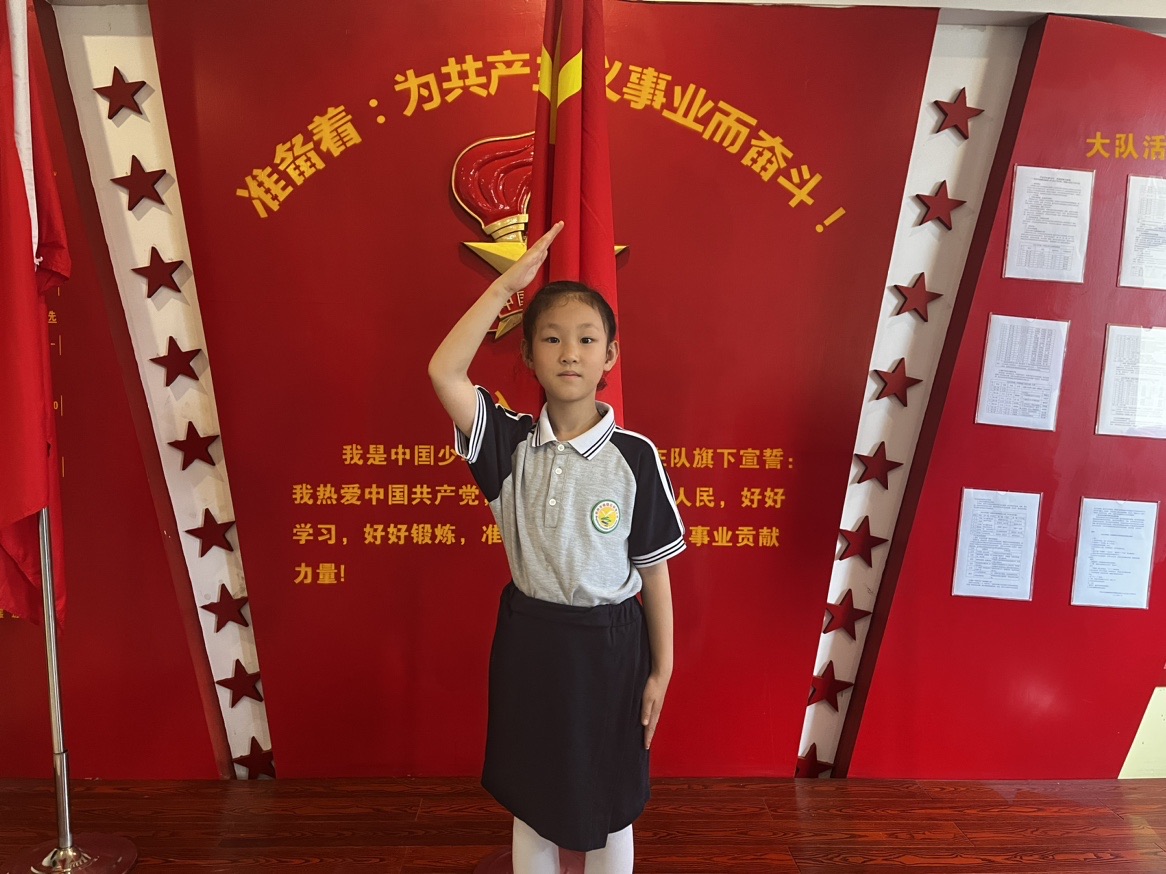 Xinchen Wang (汪昕宸)