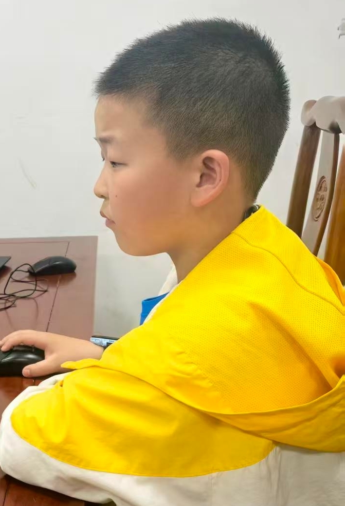 Zihao Gong (宫子豪)